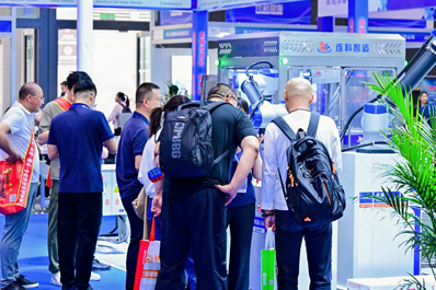 食品加工和包裝機械展覽會、采購商參觀、現場參觀、專業觀眾參觀,青島食品機械展,藍博食品機械展,青島藍博國際會展有限公司,藍博會展